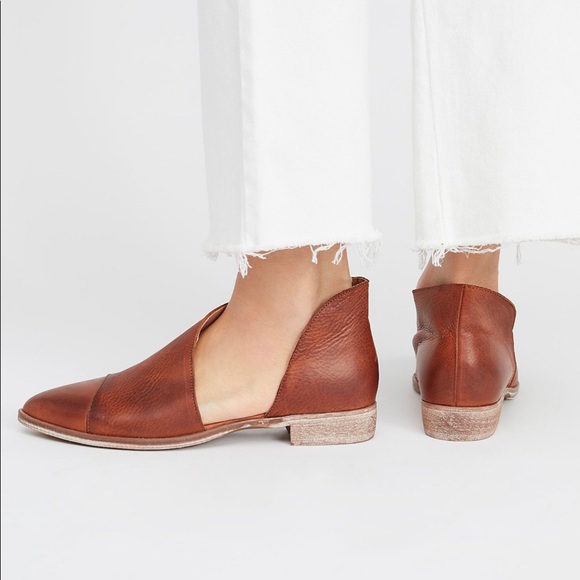 Free People Shoes - Free People Royale Leather Flat in Whiskey